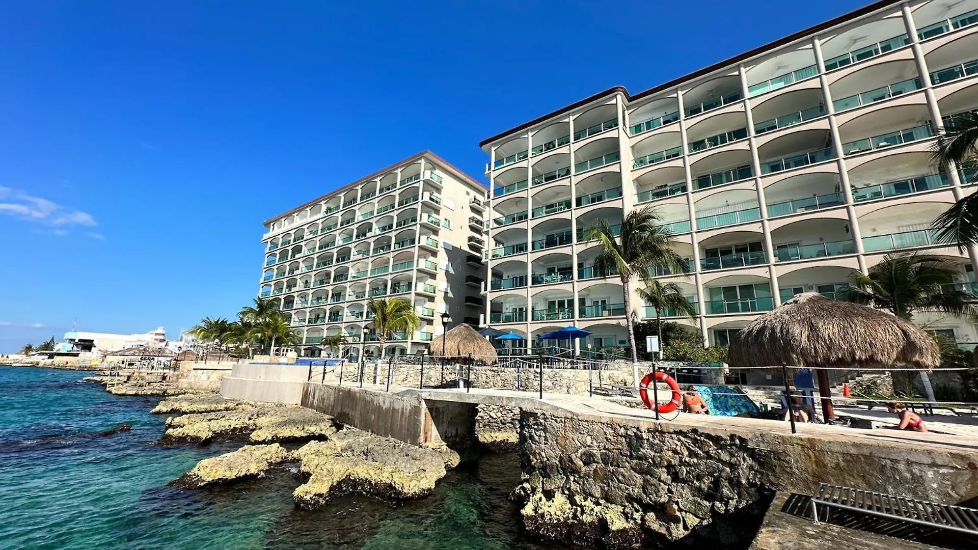 The Queen Of Cozumel - Royal Vista - Caribbean Ocean View Suite For Couples In Mind Apartment