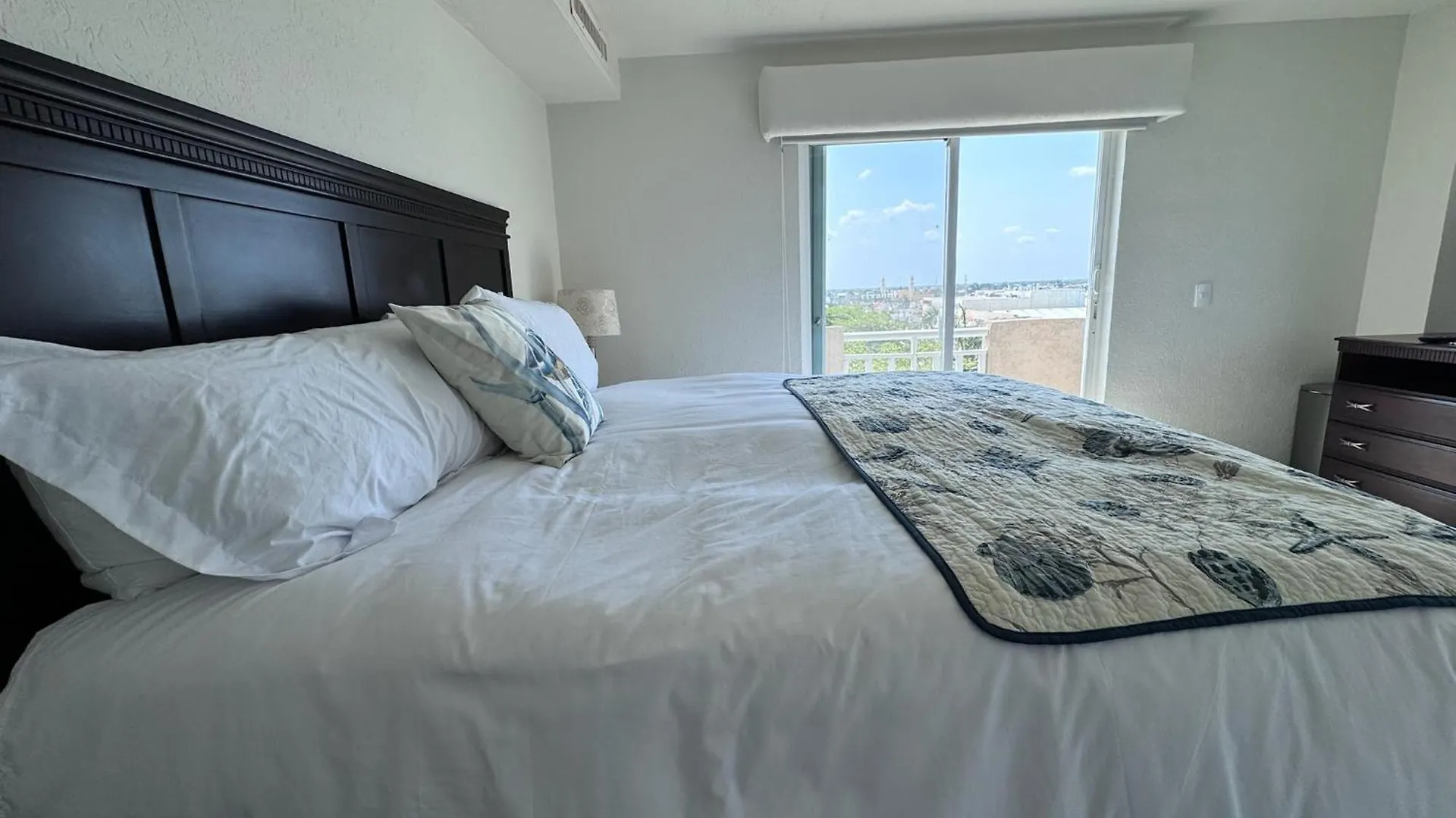 Apartment The Queen Of Cozumel - Royal Vista - Caribbean Ocean View Suite For Couples In Mind Mexico