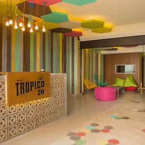 אכסניה Frente Al Mar Tropico 20º, קוזומל